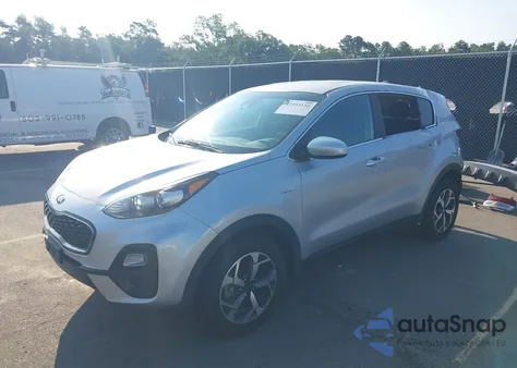 2020 Kia Sportage Lx z USA, uszkodzony, nr VIN KNDPMCAC1L7628948